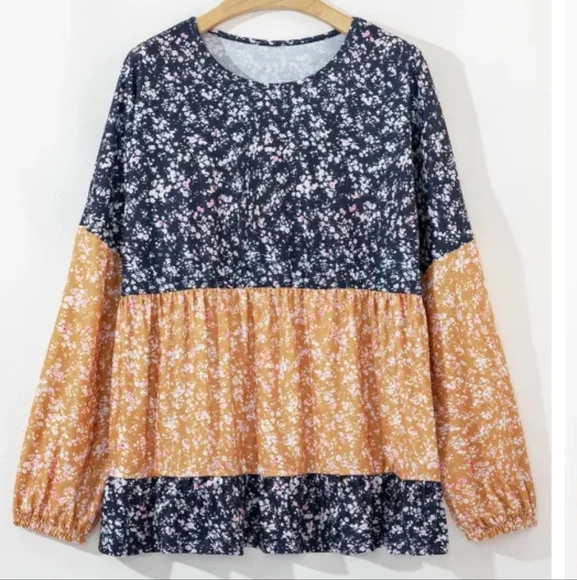 ❤️New Floral Patchwork Blouse - Navy, Pink, and Orange - Picture 12 of 16